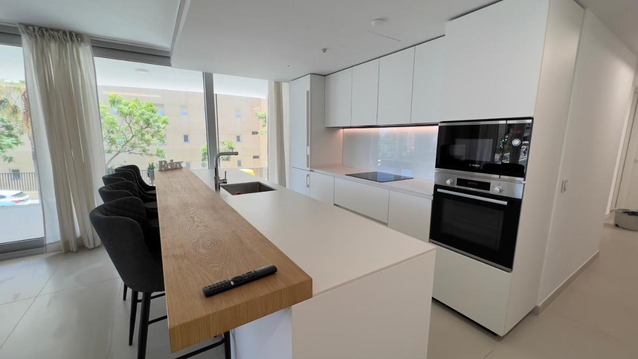 2Bedroom Beach Front Unit Wave Collection Fuengirola Extérieur photo